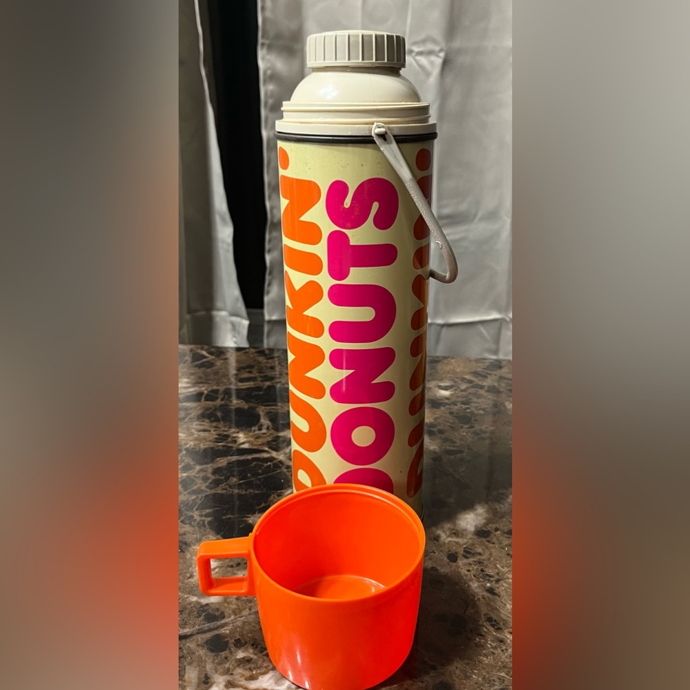 1980s Dunkin Donuts Thermos - Picture 5 of 7